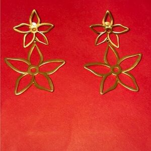 Vineyard Vibe Gold Drop Earring